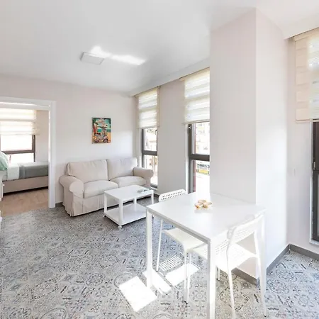 Apartment Cozy In The Heart Of *